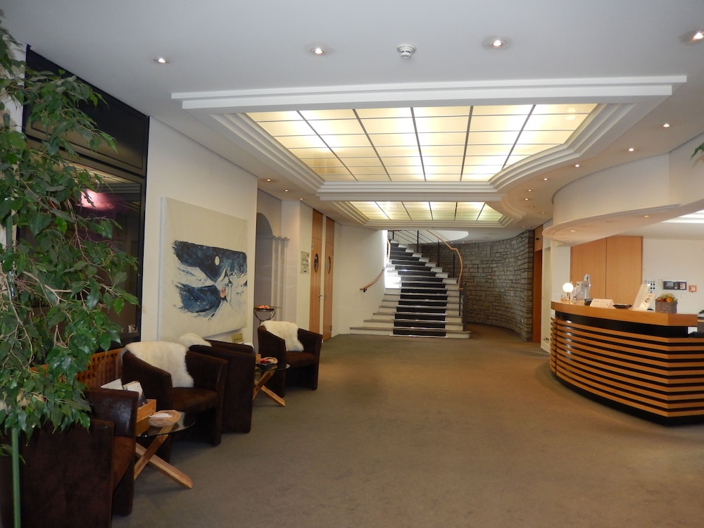 Hotel Schweizerhof Pontresina 8/68