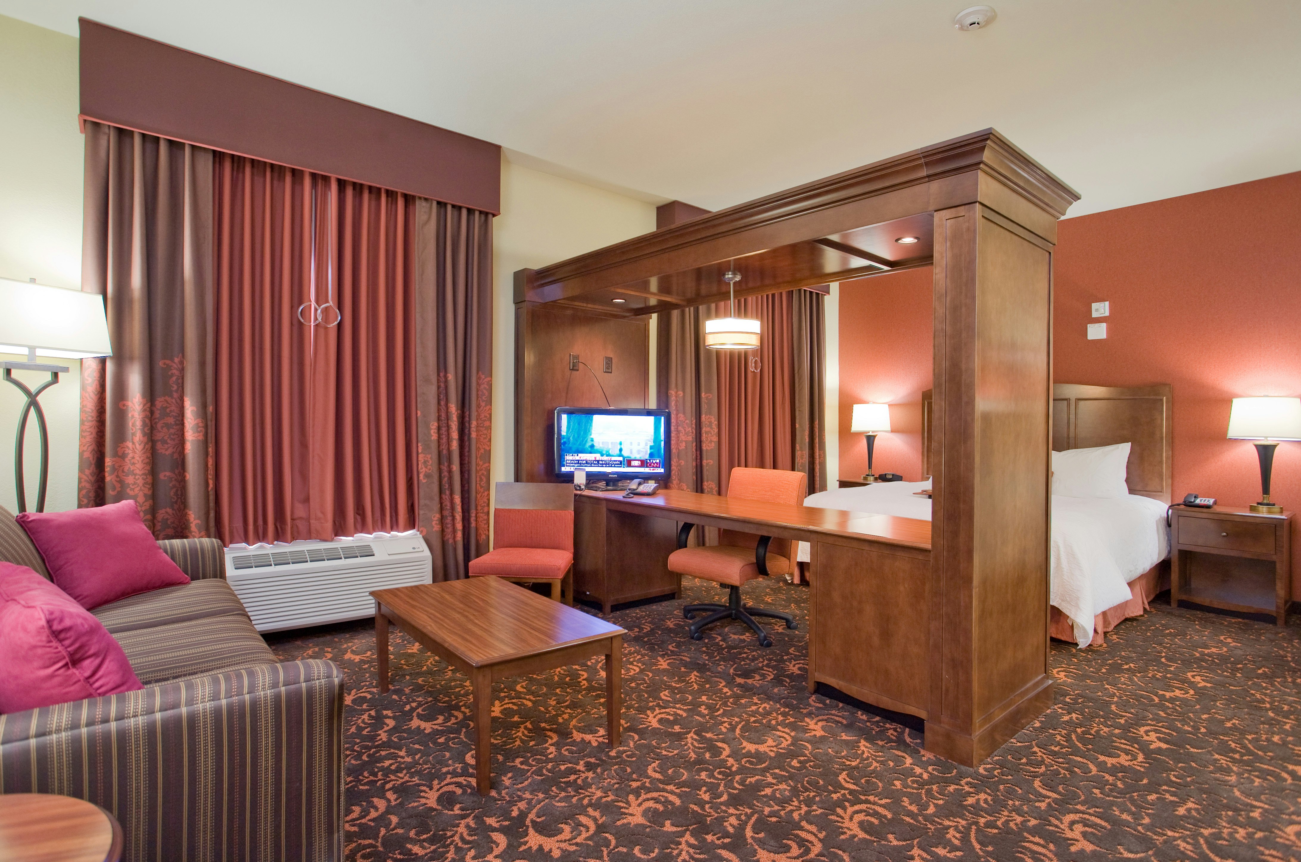 Hampton Inn & Suites New Braunfels 40/66