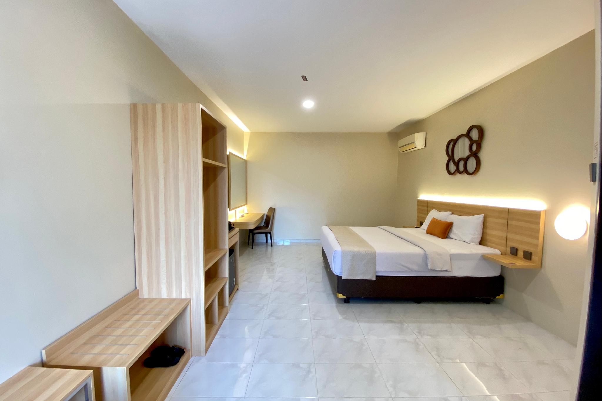Hotel Plaza Semarang 6/24