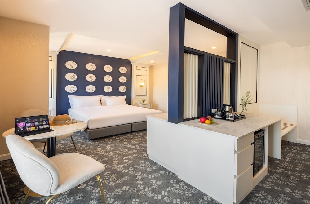 Eastin Hotel Vientiane 14/50