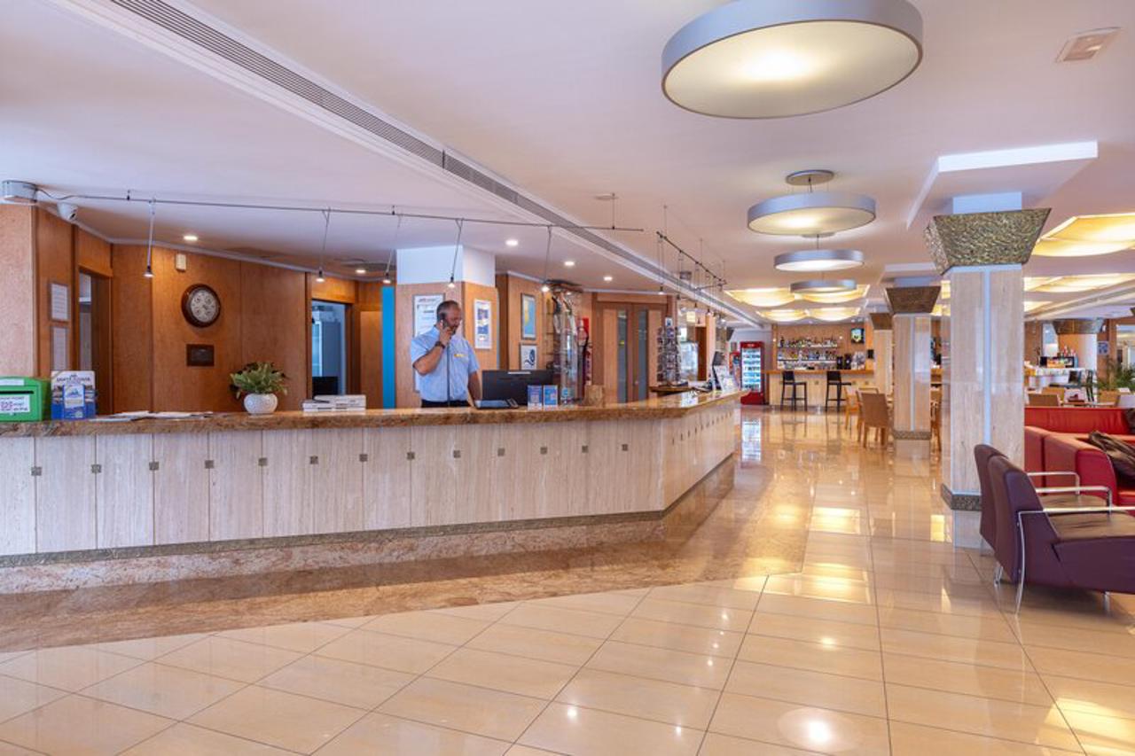 Invisa Hotel La Cala 19/99