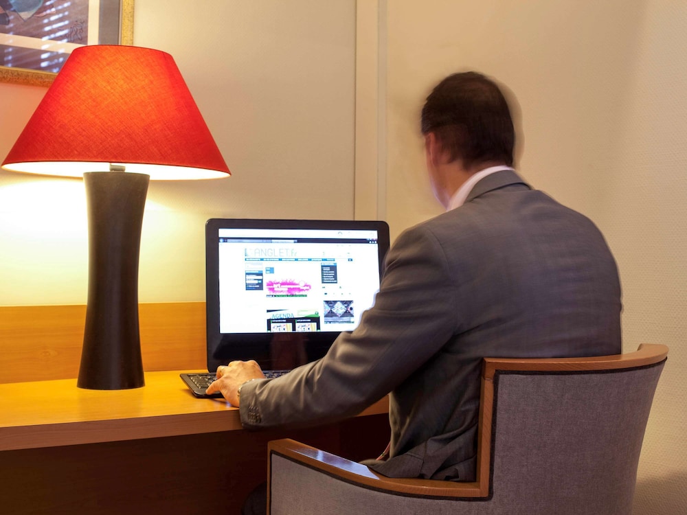 Ibis Biarritz Anglet Aeroport 38/50