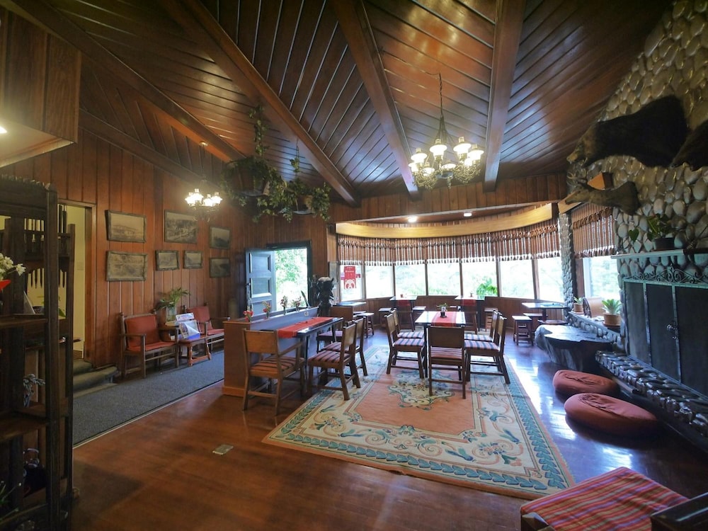 Mountain Lodge 24/42