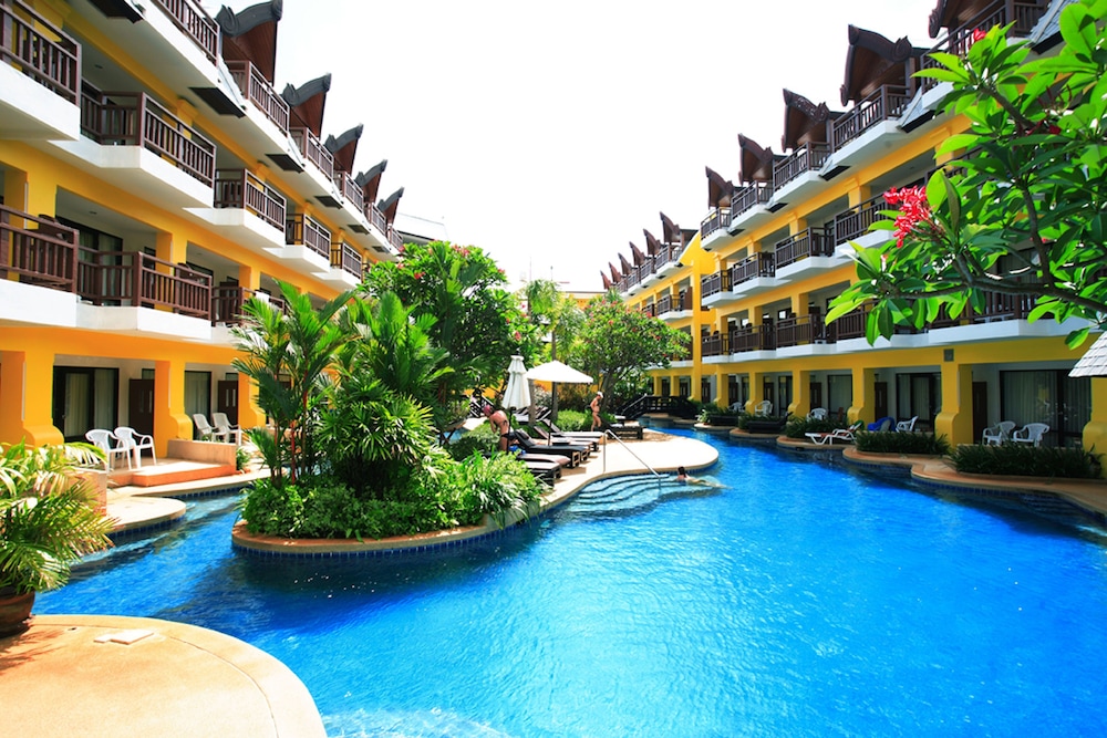 Woraburi Phuket Resort And Spa 70/75