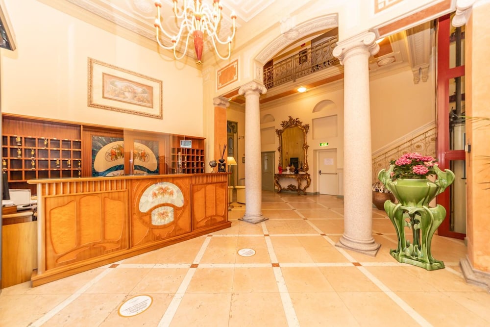 Hotel Pallanza 7/50