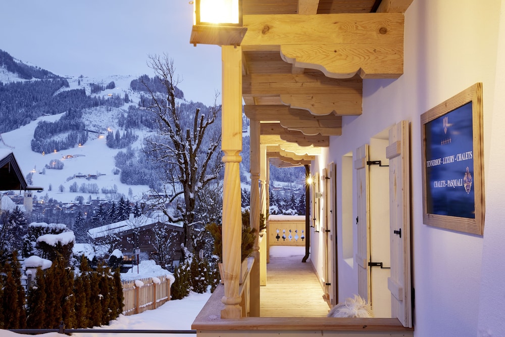 Tennerhof Luxury Chalets 9/50
