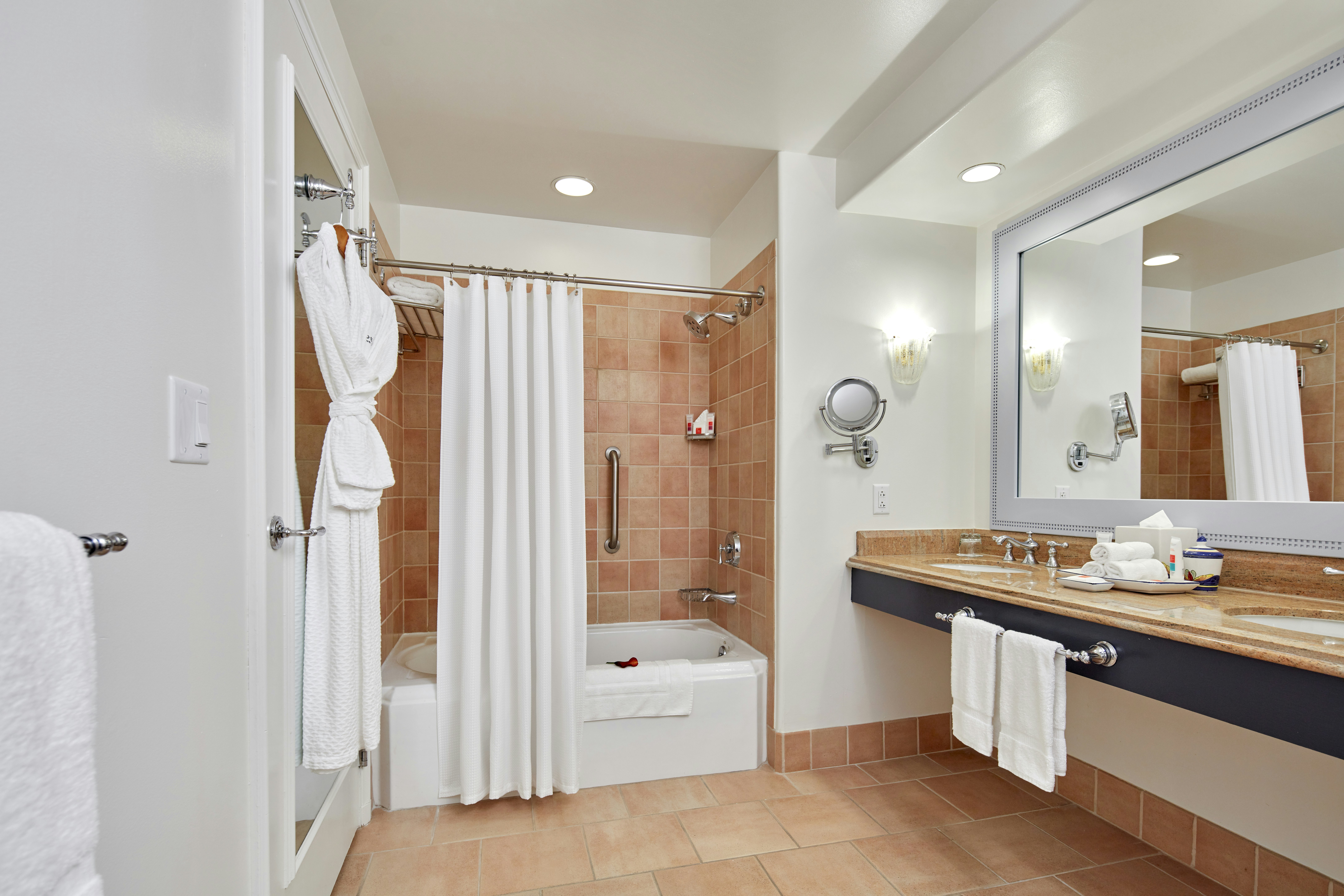 Universal's Loews Portofino Bay Hotel 83/83