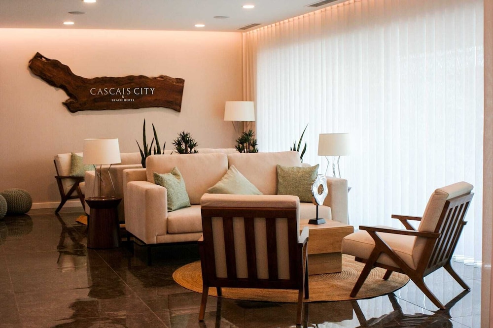 Cascais City & Beach Hotel 39/42