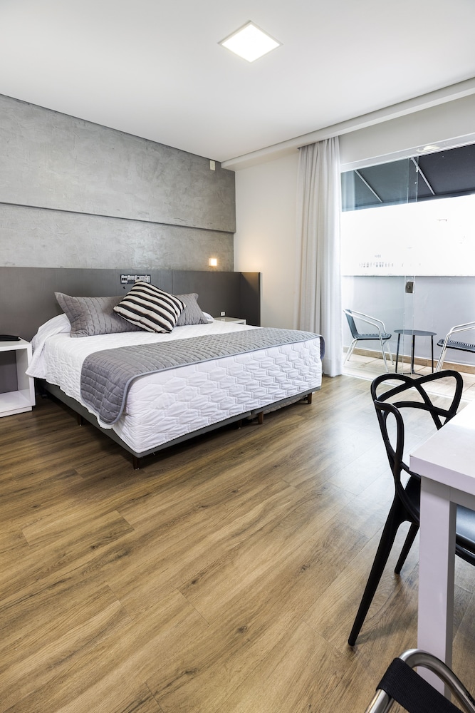 SUPERIOR, TWIN BEDS