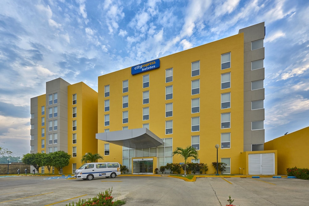 City Express by Marriott Minatitlan 3/61
