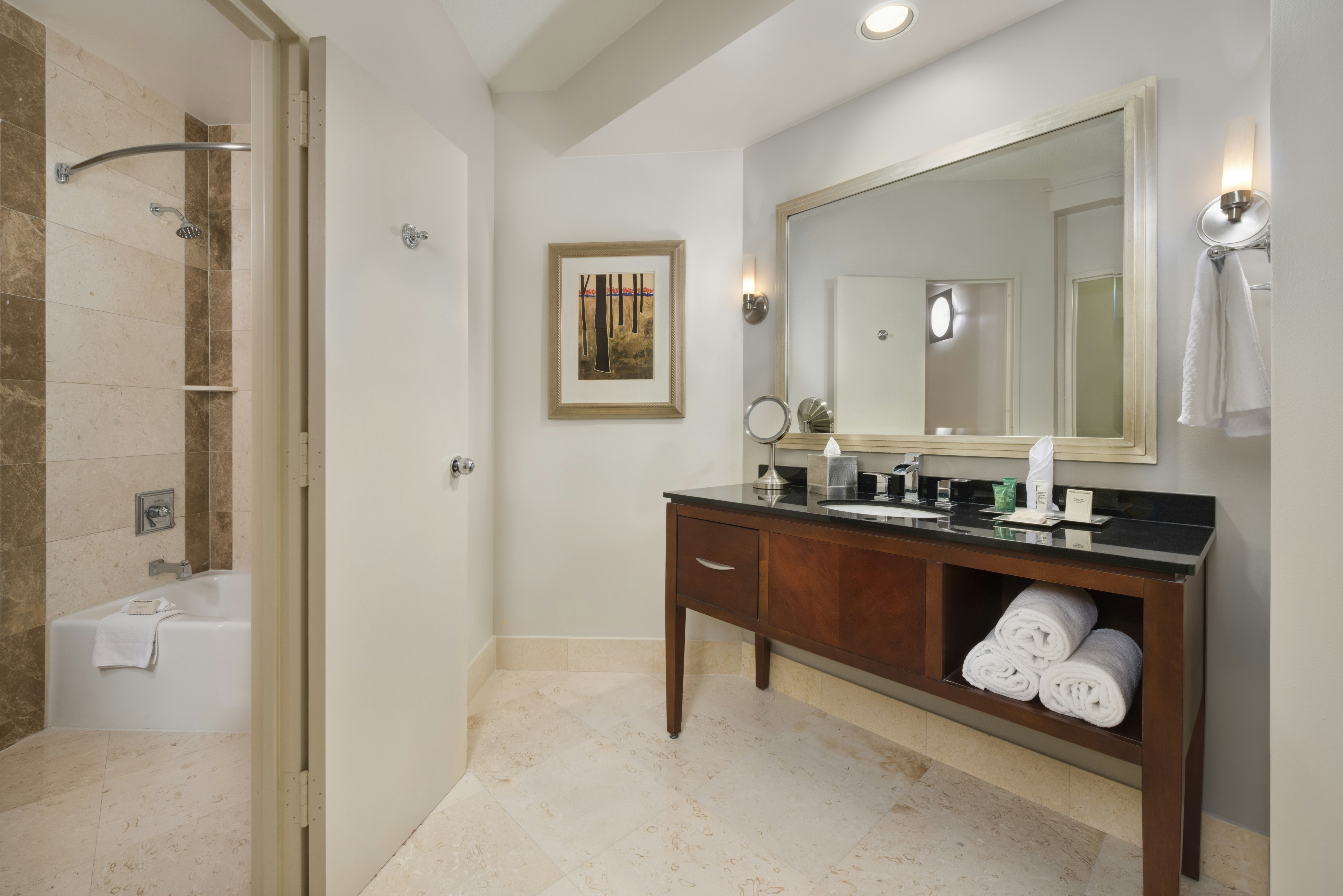 غرفة بسريرين كوين بشرفة، Hilton Houston Post Oak By The Galleria 3/3