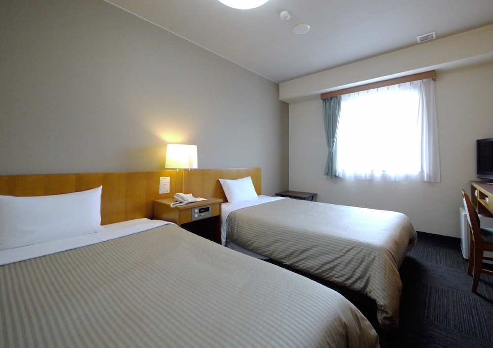Hotel Route-Inn Nagaizumi Numazu Inter 1 7/67