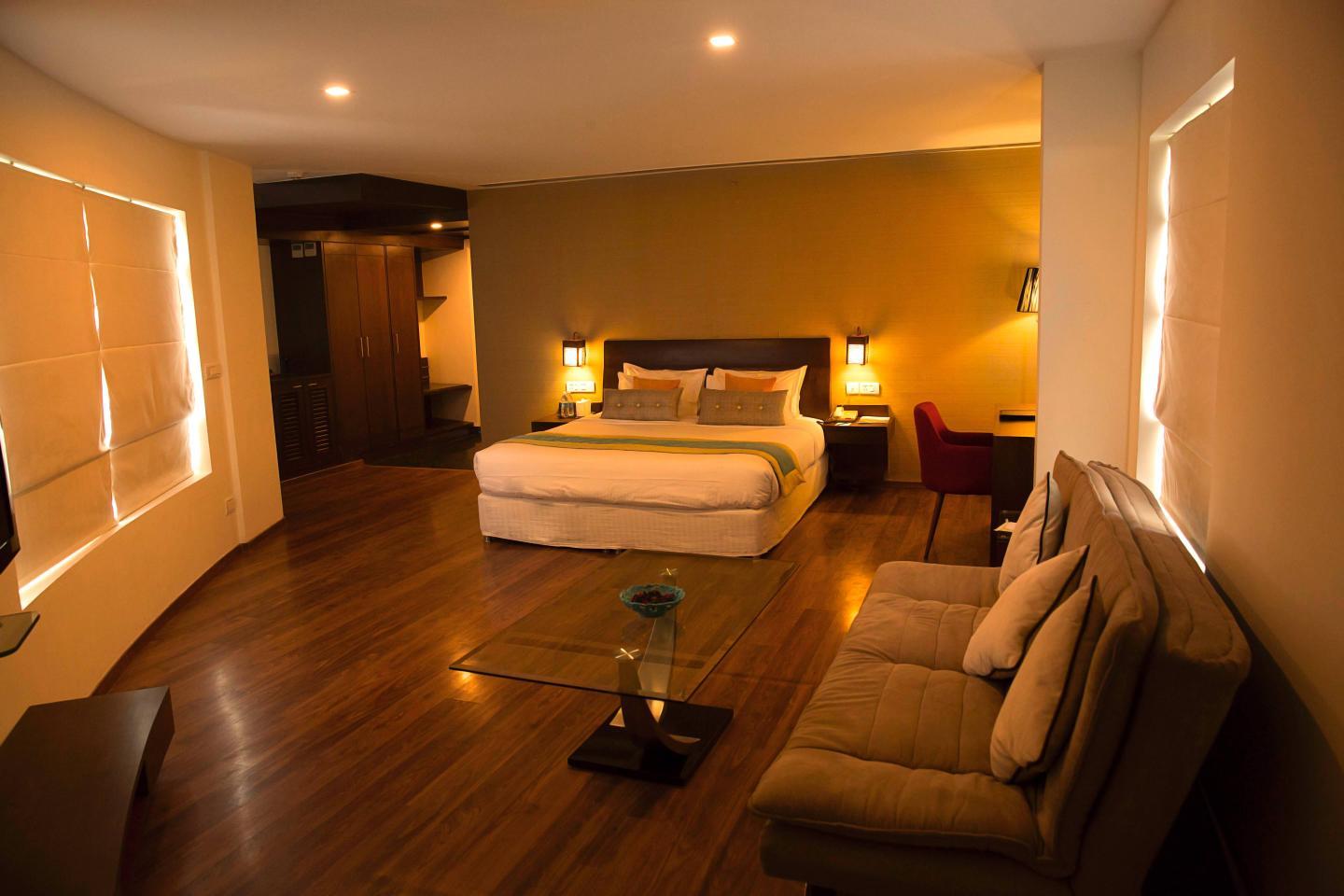 Hotel Centre Point 8/15