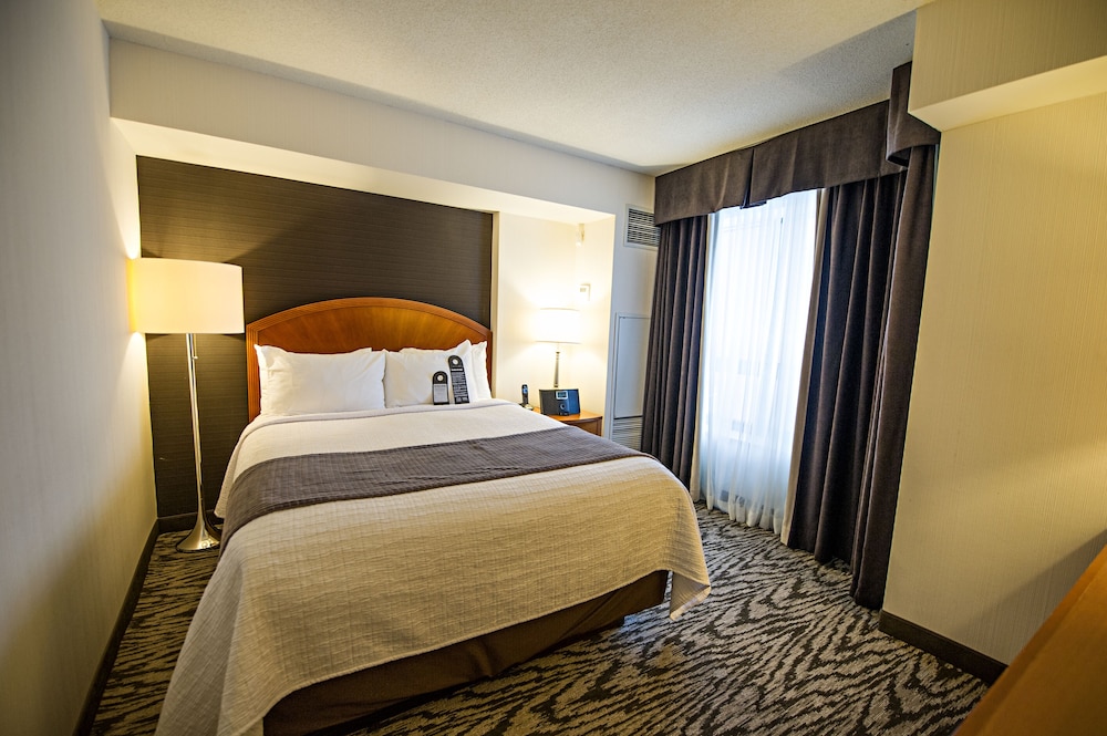 CAMBRIDGE SUITES HALIFAX HOTEL 12/64