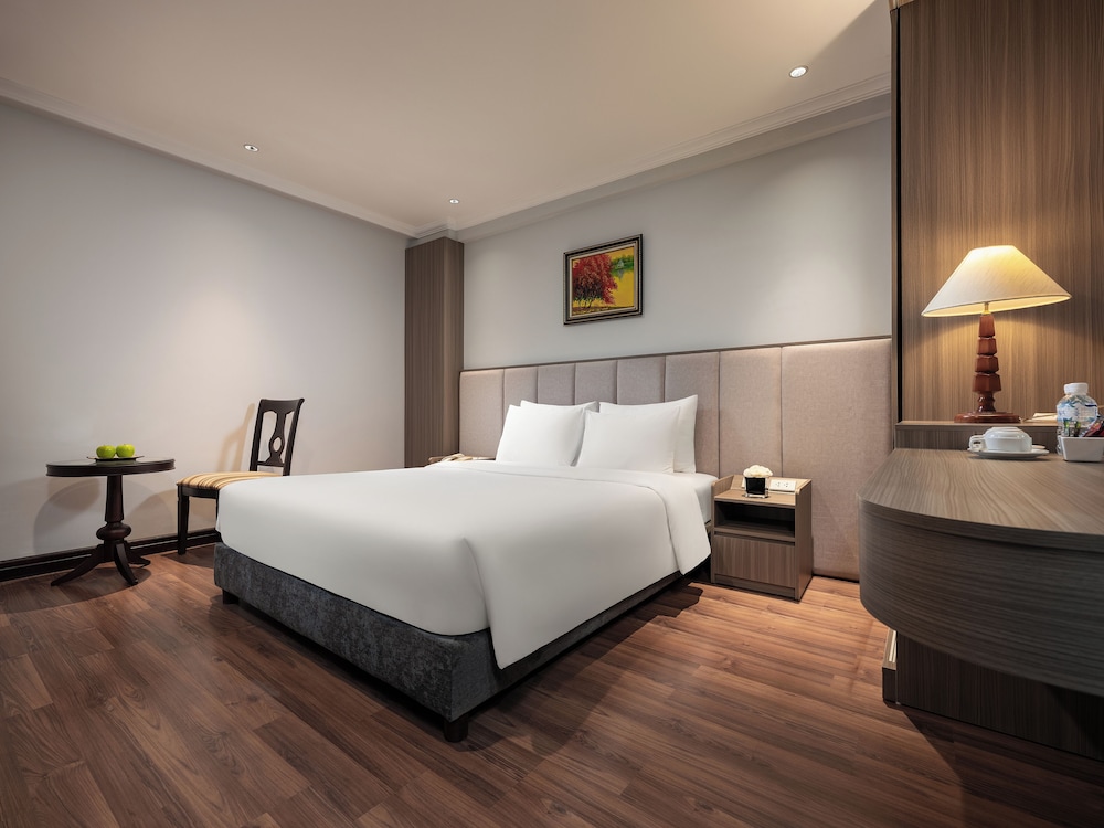 SUPERIOR, DOUBLE BED, NO WINDOW
