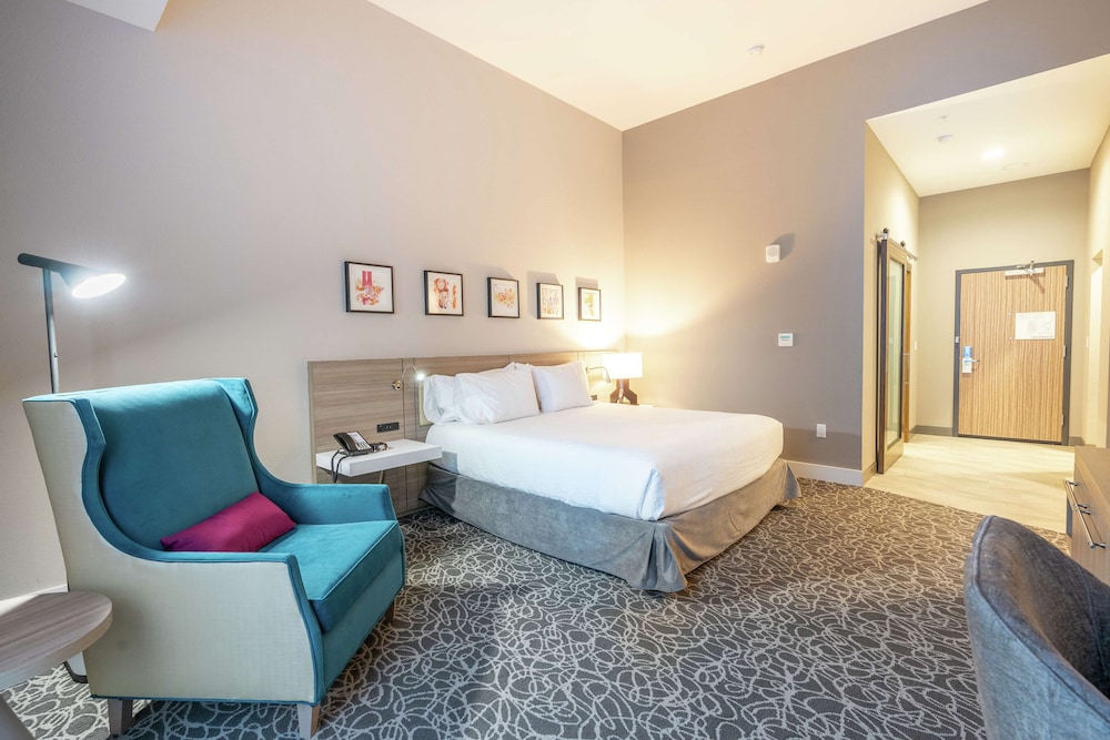 Hilton Garden Inn Wichita Downtown Ks 10/26