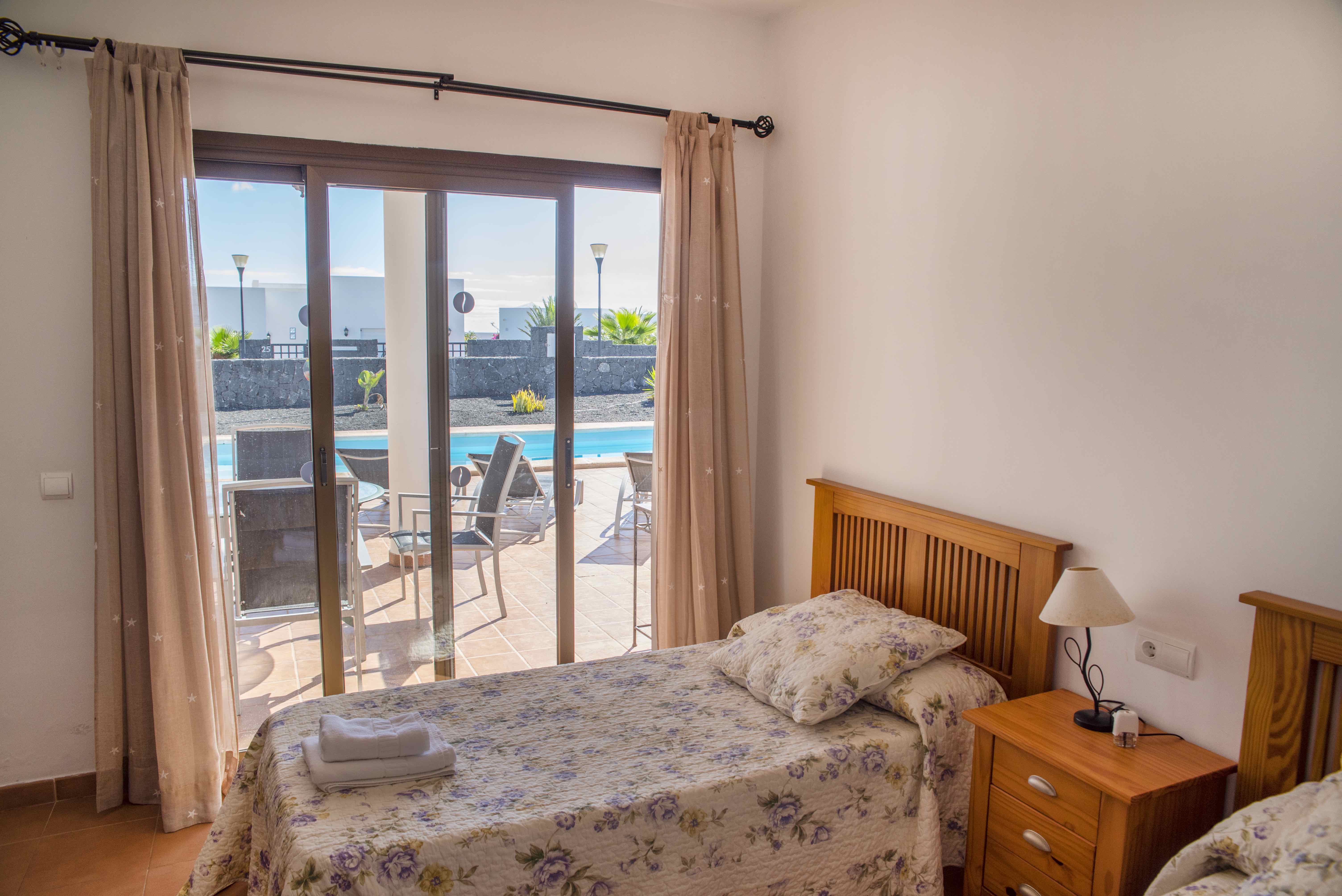 Villas Blancas 8/22