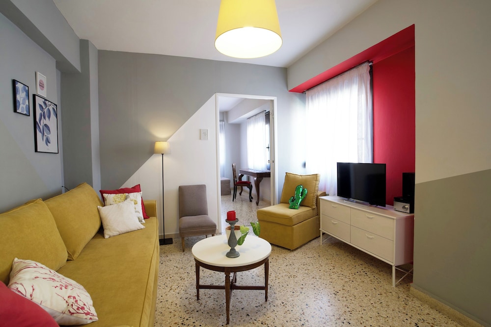 Live In Athens Short Stay Apartments 28/50