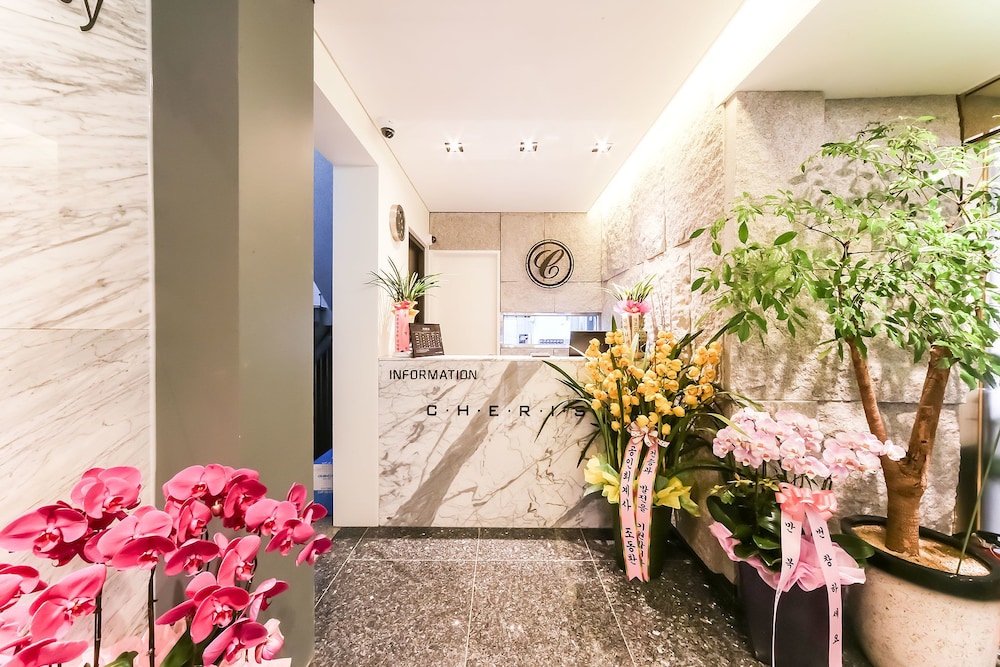 Cherish Hotel 6/50