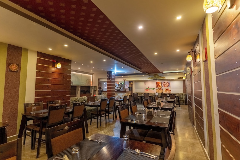 Kingston By Yagi Gangtok 38/50