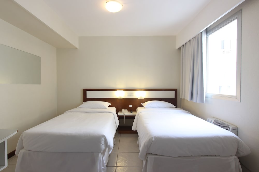 CASTELMAR HOTEL 11/76