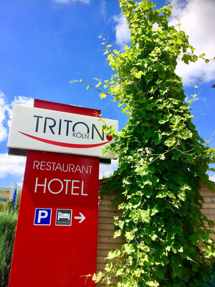 Hotel Triton 4/60