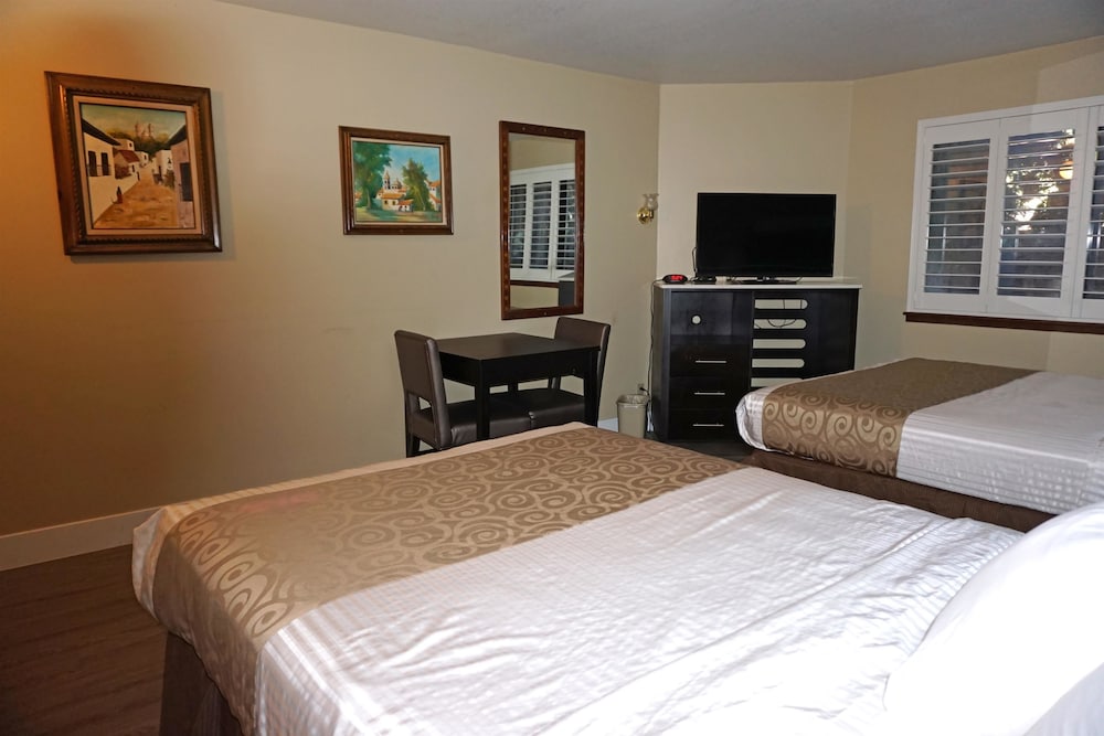 Travelodge by Wyndham Concord 4/14