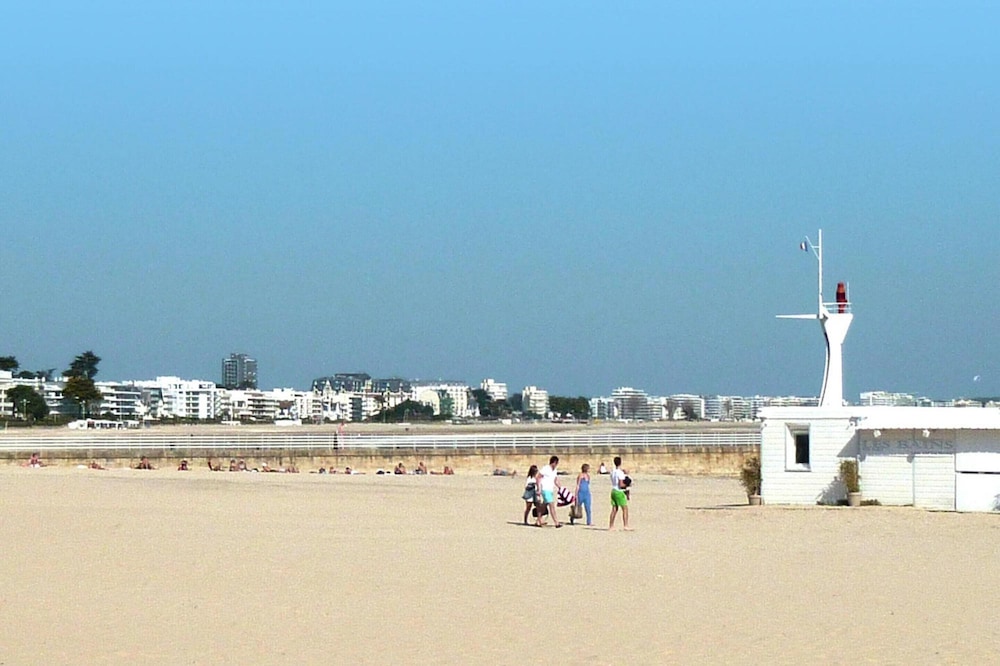 Adonis La Baule 83/84