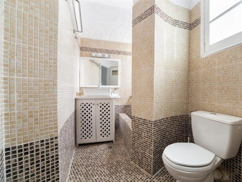 Artemis Suites Formerly Artemis Studios Megalochori 73/75