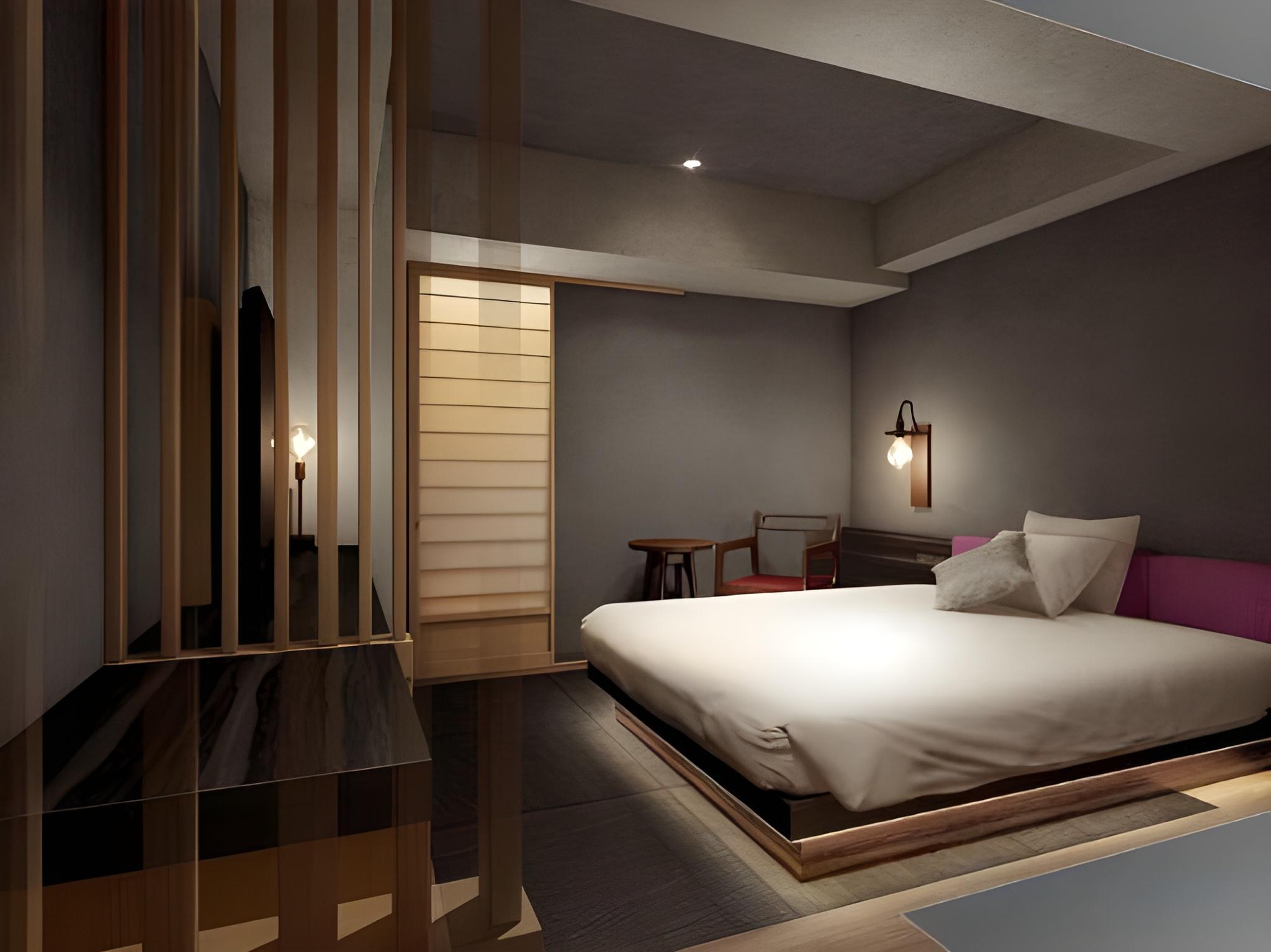Moderate, Single, Double Bed