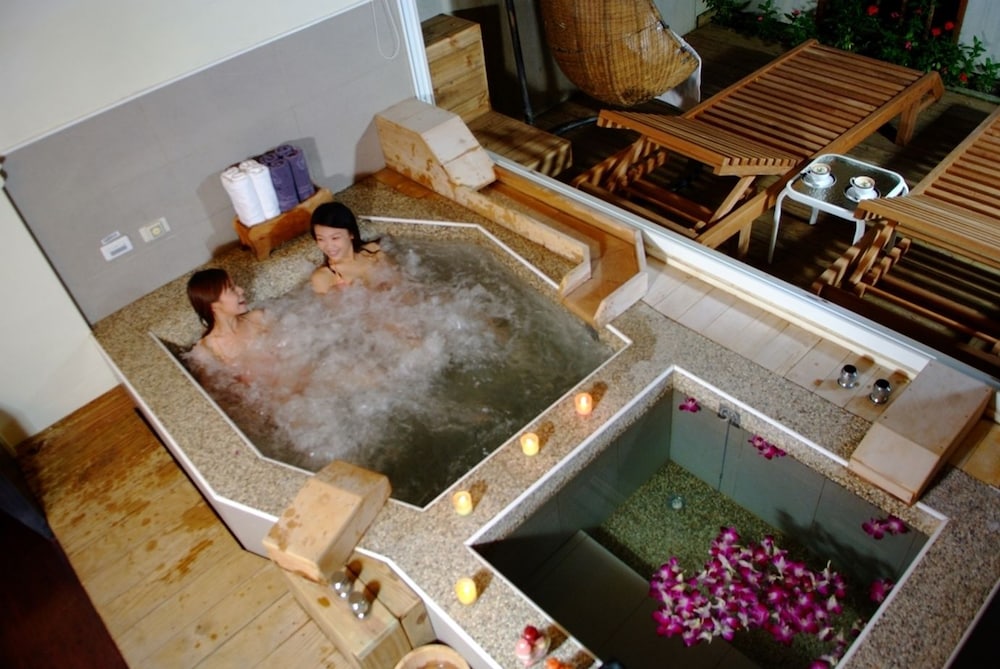 Grand Orchid Villa Resort 6/50