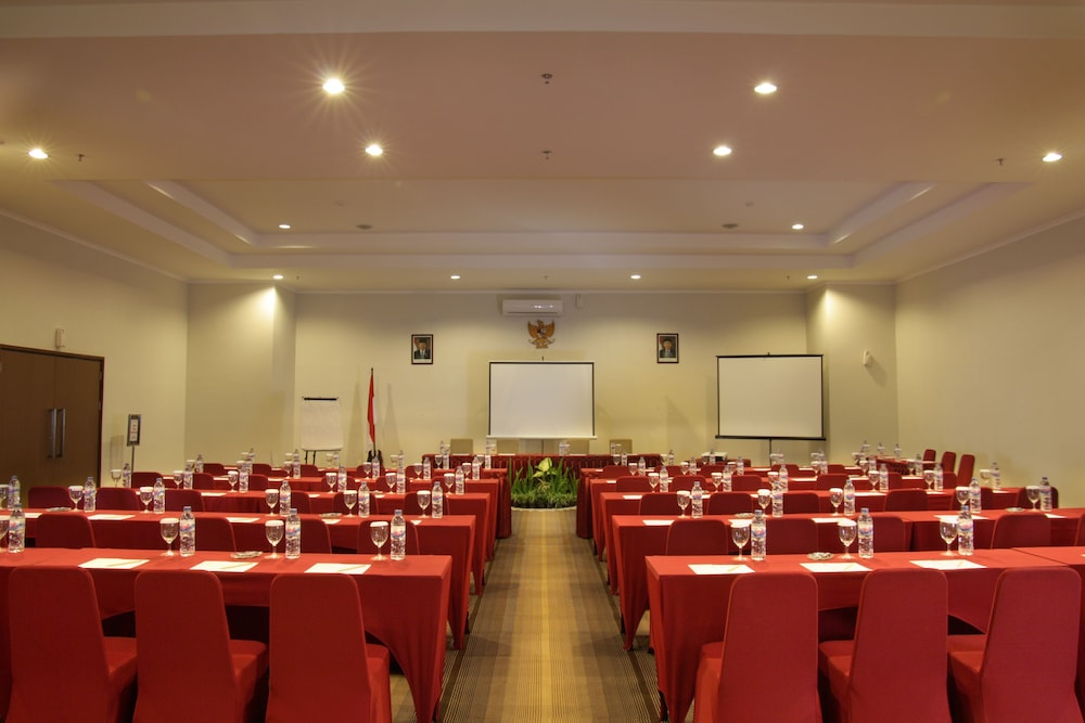 Vrata Hotel Yogyakarta 27/30