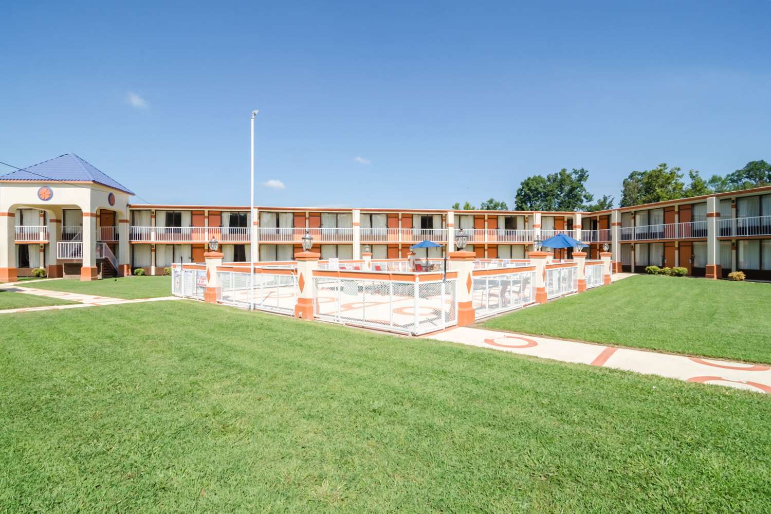 OYO hotel Greensboro east I 40 24/25