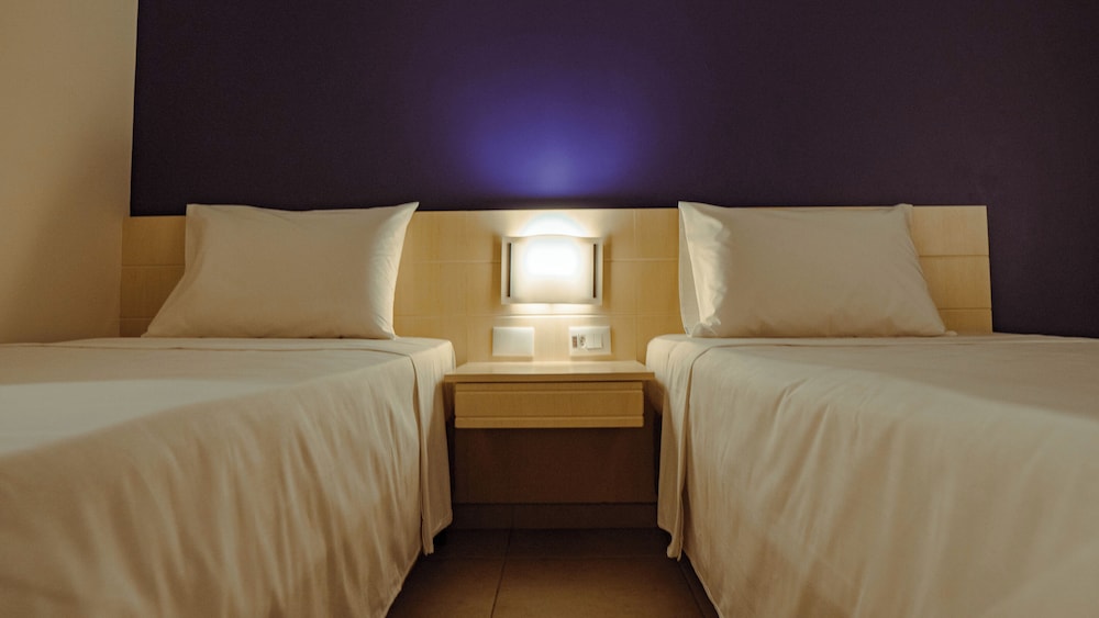 Hotel Macae 25/50