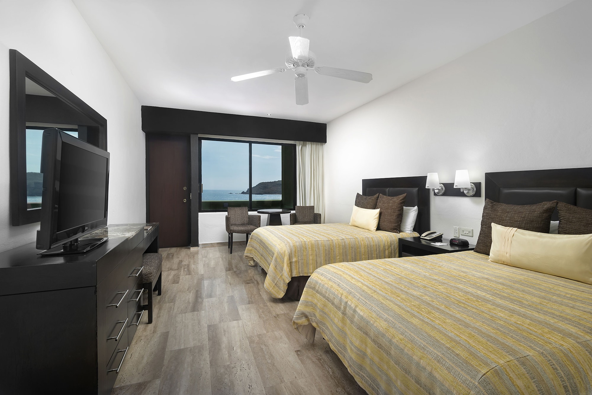ELITE, STANDARD, OCEAN VIEW
