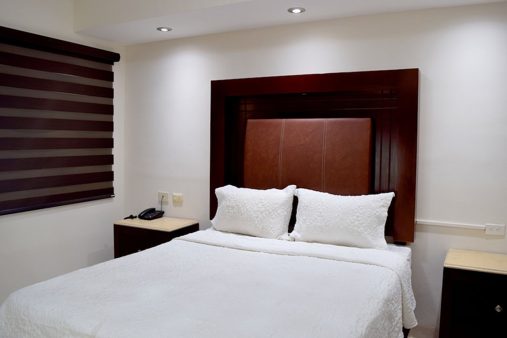 Hotel San Ignacio Inn 16/40