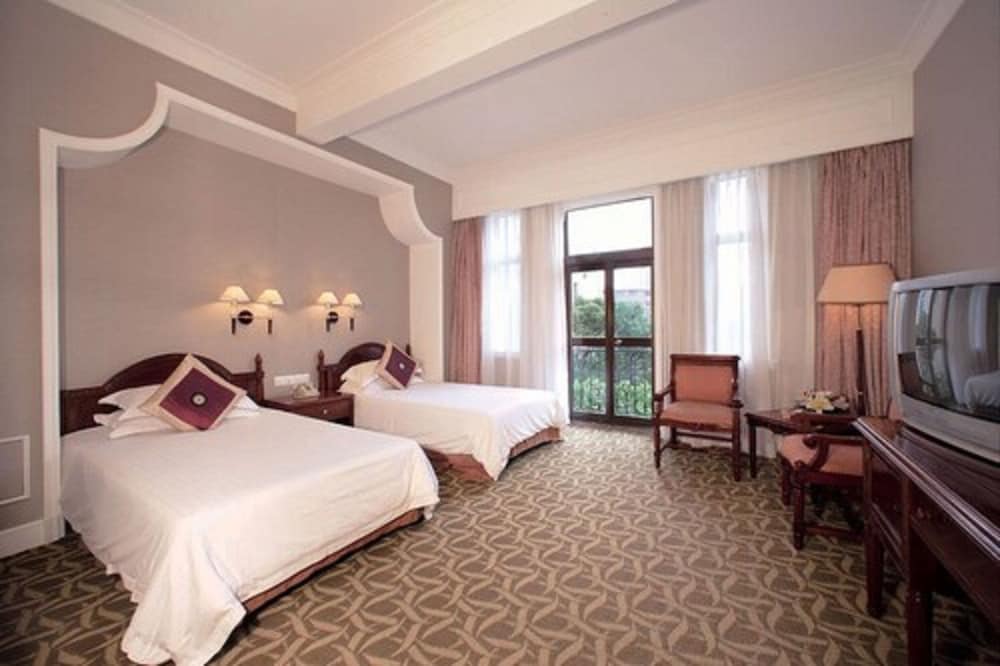 Jinjiang Shanghai Jing'an Hotel 6/27