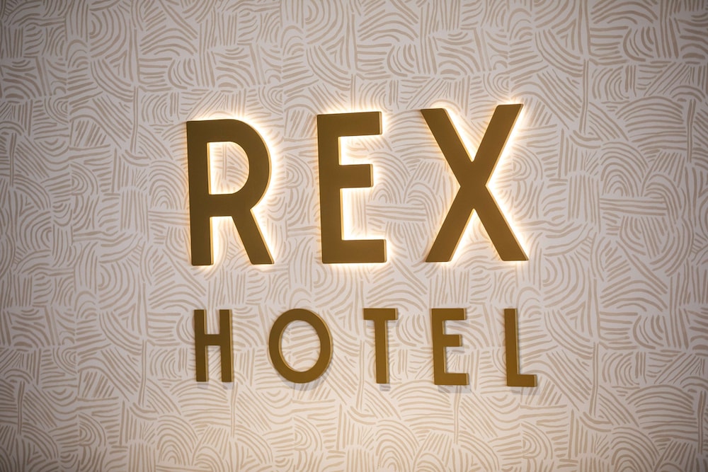 REX HOTEL 41/67