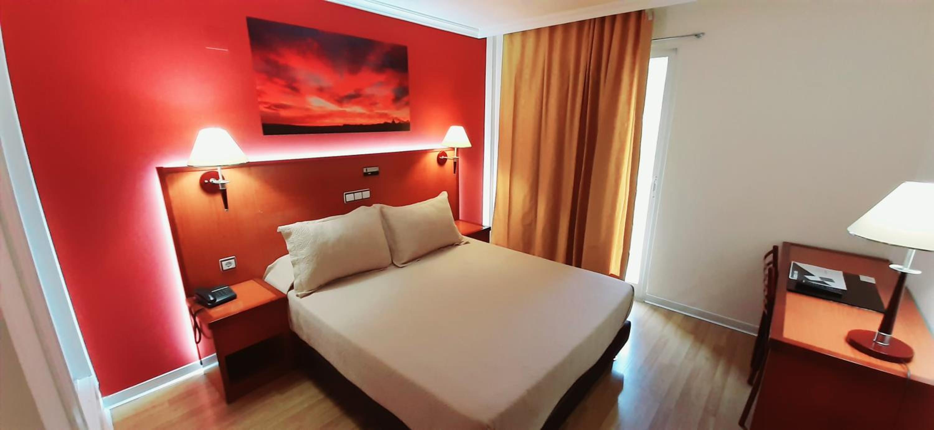 غرفة بسرير مزدوج أو سريرين منفصلين، Hotel Cabanas 4/10