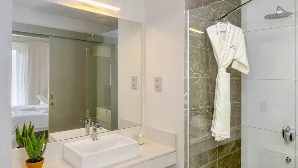 Royal Green Wellness Resort 33/35