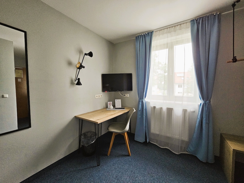 Novitel Pliening 37/50