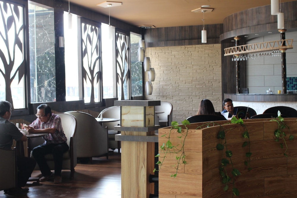 The Golden Bay Hotel Batam 35/53