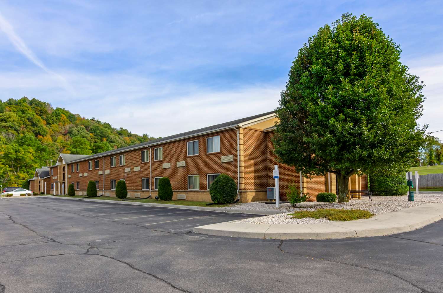 Comfort Inn Atkins 34/37