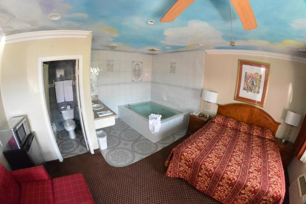 Palace Inn Oxnard 19/43