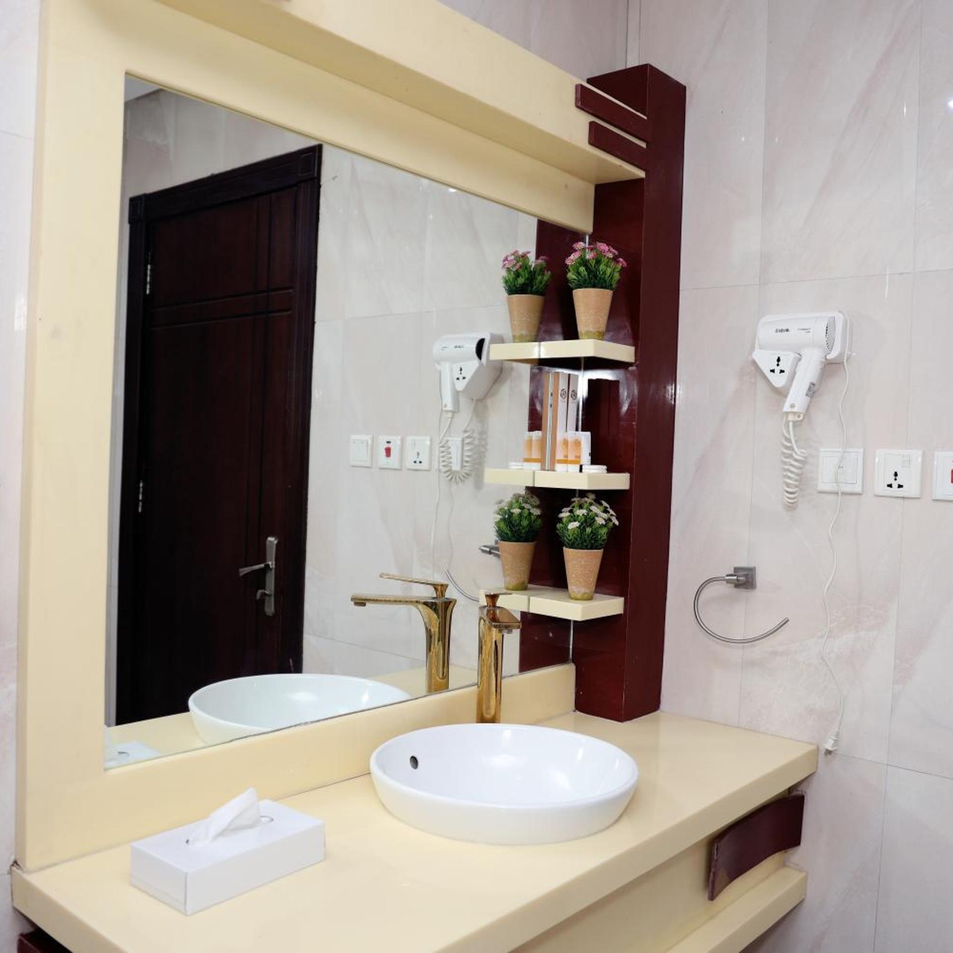 مرفال للاجنحة الفندقية التعاون(Merfal serviced Apartments-altawoun) 64/67