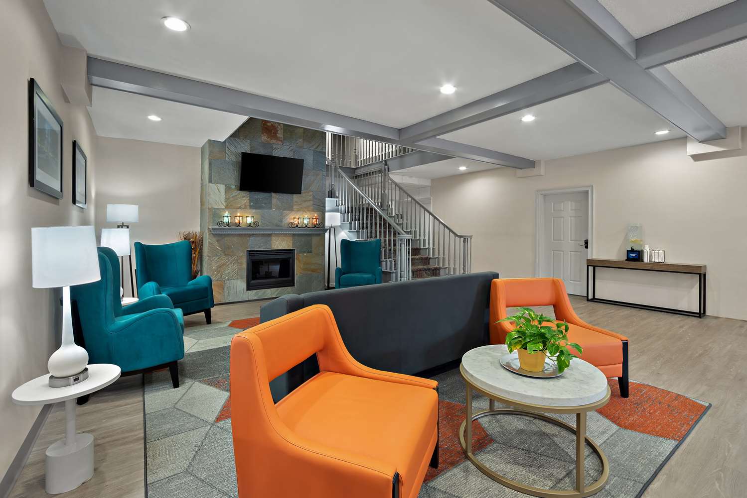 Comfort Inn Suites Santee 24/39