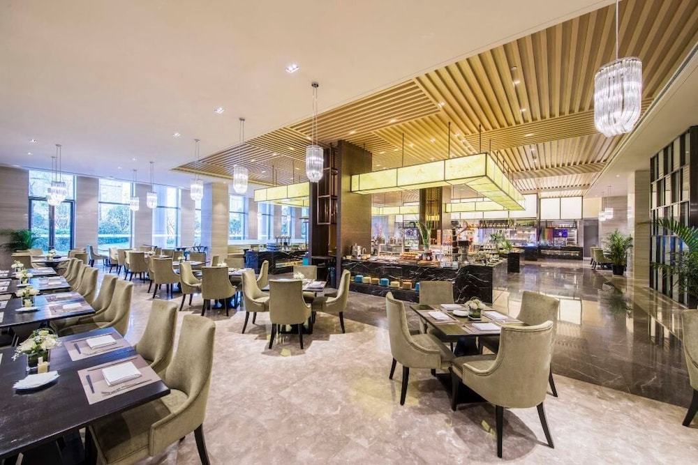 The QUBE Hotel Xiangyang 24/40