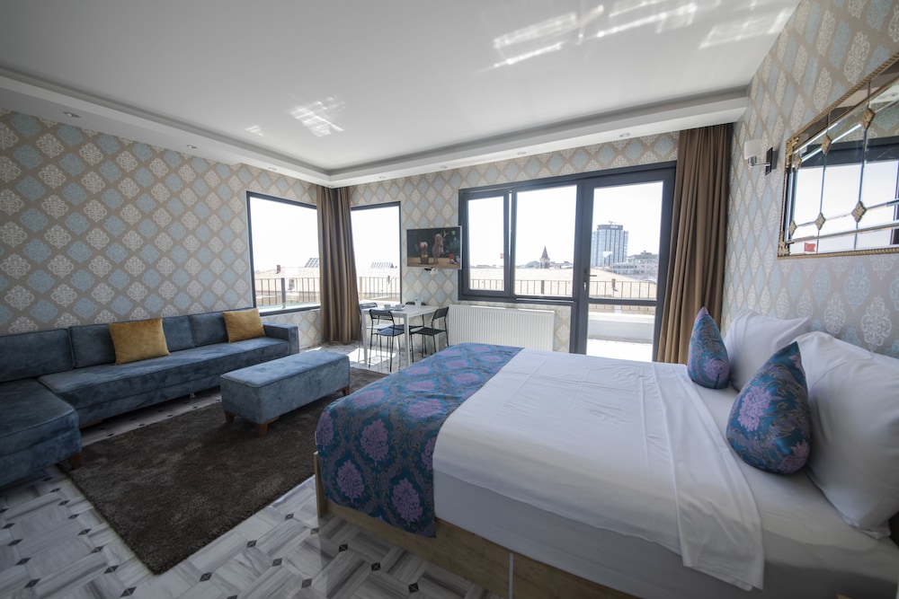Royal Taksim Suites 15/50