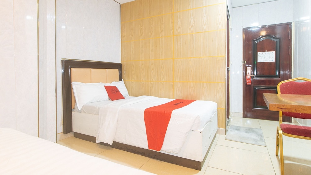 RedDoorz at Winter Hotel Araneta 35/61