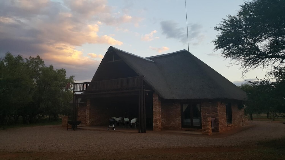 Makhato 84 Bush Lodge 1/45